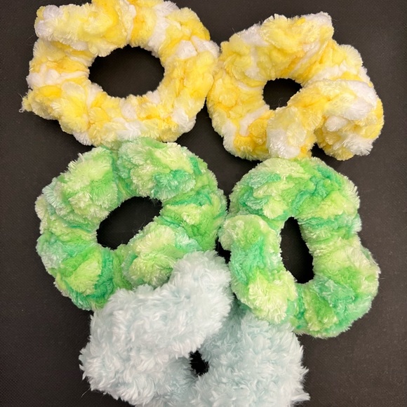 Crocheted Scrunchies - Picture 12 of 12